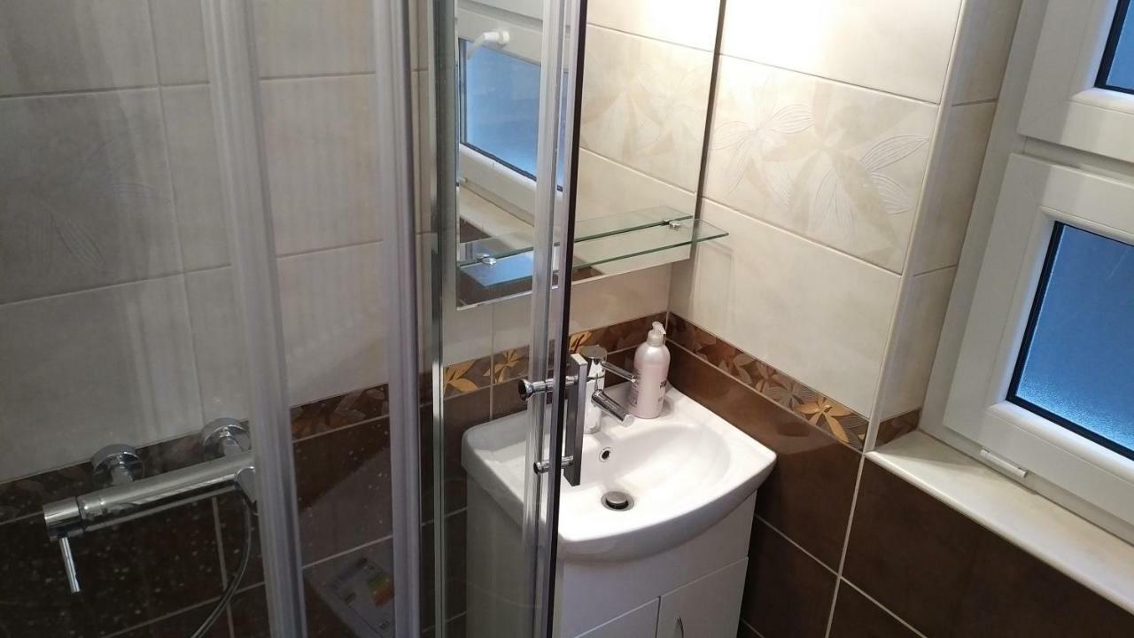 Heidi Apartman Szeged Ngoại thất bức ảnh